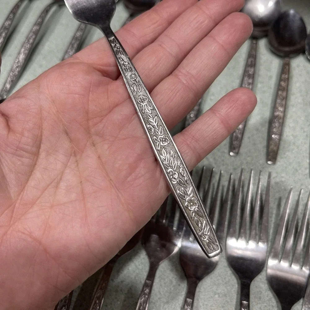 Hanford Forge Escondido Stainless Korea Flatware Silverware Lot Of 44 Vintage